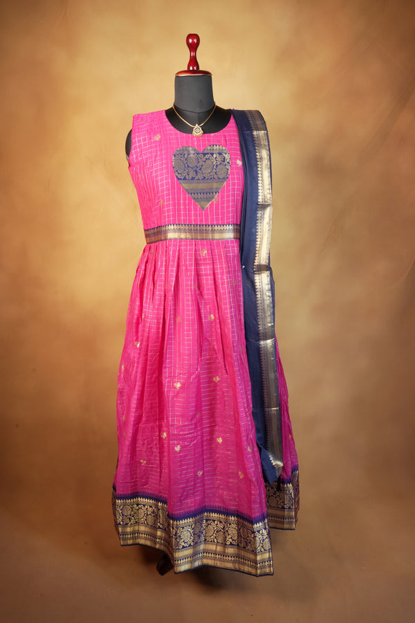 Pink Girls Frock | Heart Shape Zari Neckline & Navy Pallu | Festive & Party Wear