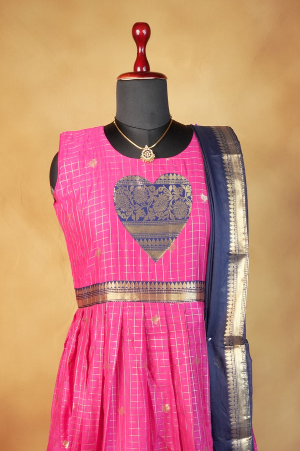 Pink Girls Frock | Heart Shape Zari Neckline & Navy Pallu | Festive & Party Wear