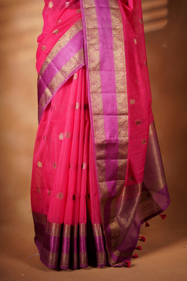 Pink Cora Cotton - Styled in a natural  dark tone, this Kora Cotton saree creates a comfort and rich look with copper contrast border, paired with a matching blouse