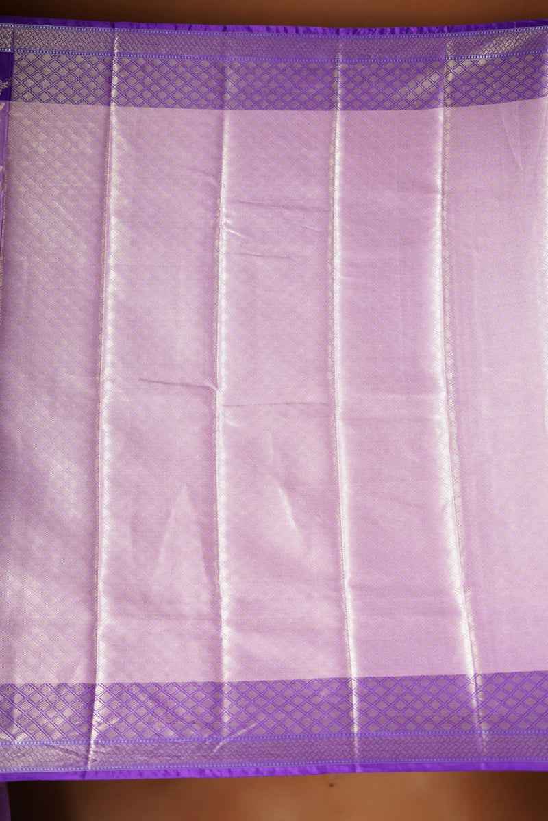Lilac Fancy Cotton Saree | Floral Vine Zari Motifs | Festive & Occasion Wear
